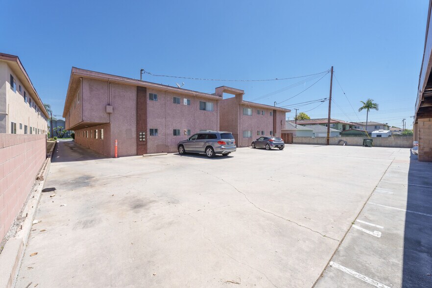 More Photos Of 7836 Stewart and Gray Rd, Downey Apartments For Sale