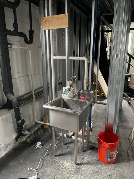 More Photos Of 100 Central St, Milford Warehouse For Lease