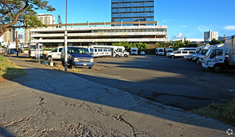 More Photos Of 1830 Kapiolani Blvd, Honolulu Land For Sale