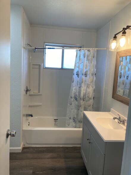 More Photos Of 170 Kelly Ridge Rd, Oroville Self Storage For Sale