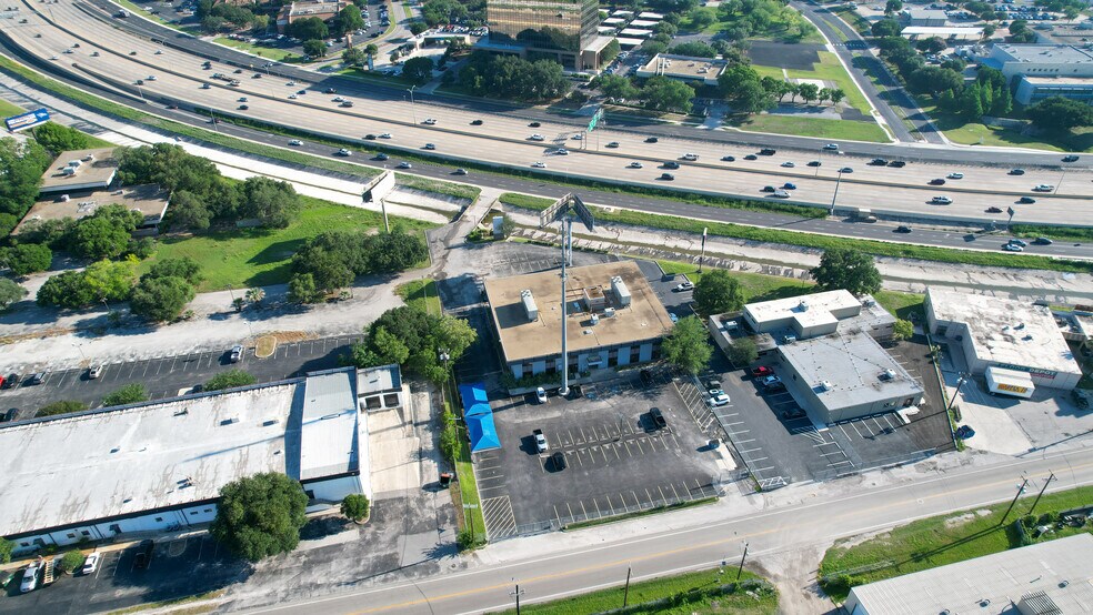 More Photos Of 6222 W Interstate 10, San Antonio Office For Sale