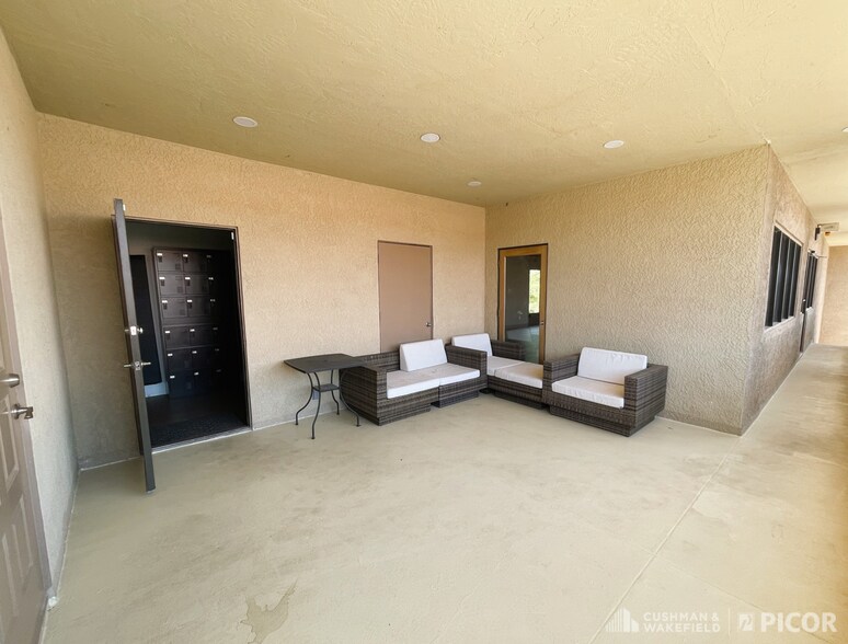 More Photos Of 2585 N 1st Ave, Tucson Office For Sale