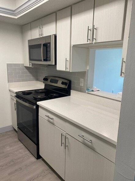 More Photos Of 120 47th Ave N, Saint Petersburg Apartments For Sale