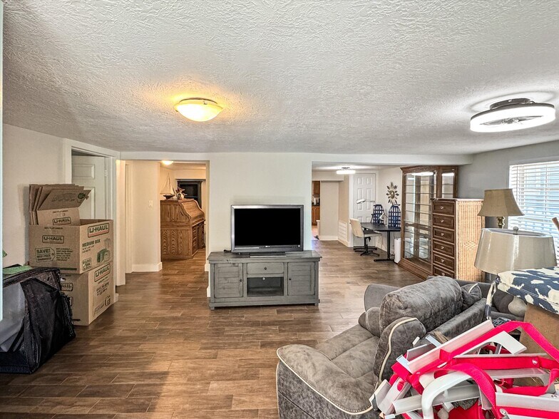 More Photos Of 3216 Ursuline St, Galveston Multifamily For Sale