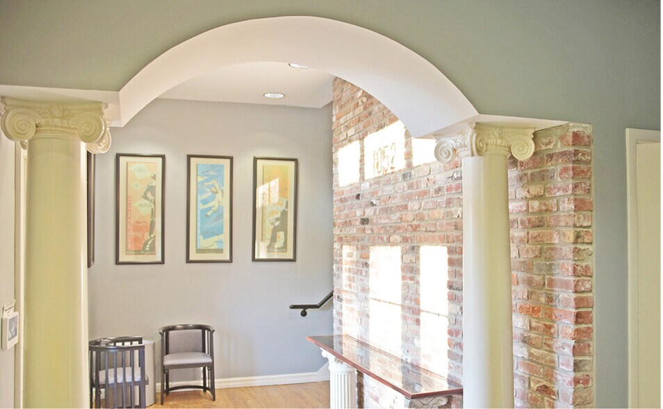 More Photos Of 1052 Oakhaven Rd, Memphis Office For Sale