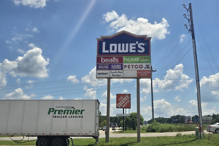 More Photos Of 1110 Highway 62 E, Mountain Home General Retail For Sale