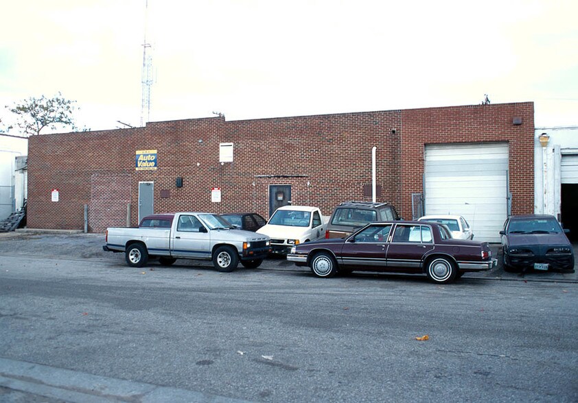 More Photos Of 5213 Fairlawn Ave, Baltimore Warehouse For Sale