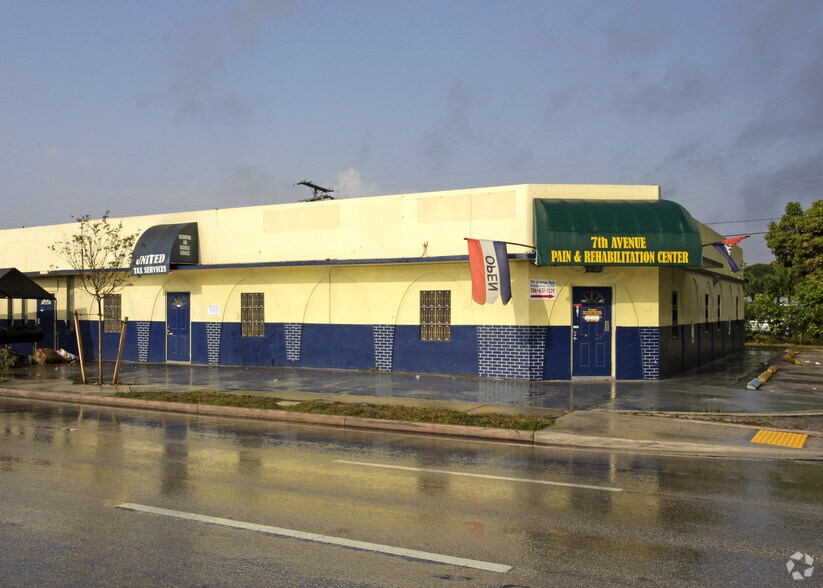 Primary Photo Of 13930-13936 NW 7th Ave, Miami Medical For Lease