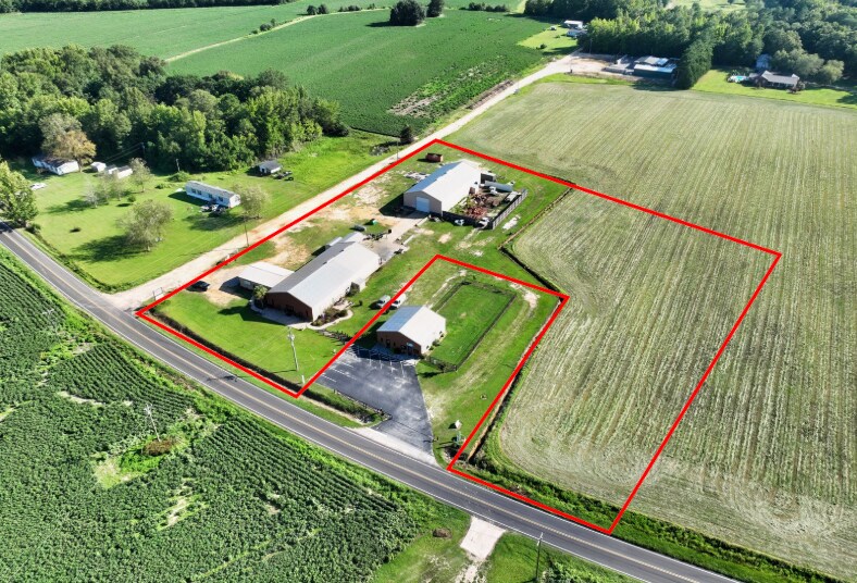 Primary Photo Of 865 Lee State Park Rd, Lamar Industrial For Sale