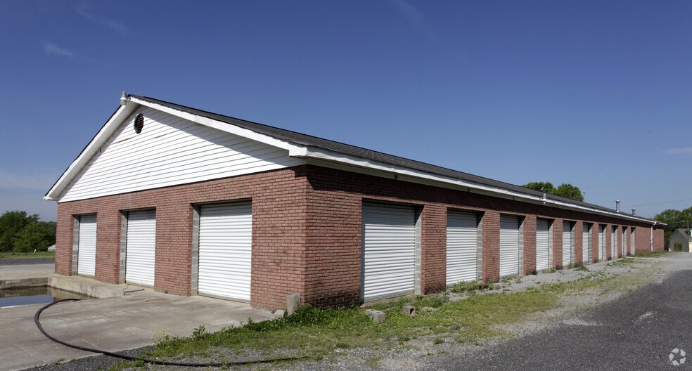 More Photos Of 2355 S Lee Hwy, Cleveland Warehouse For Lease