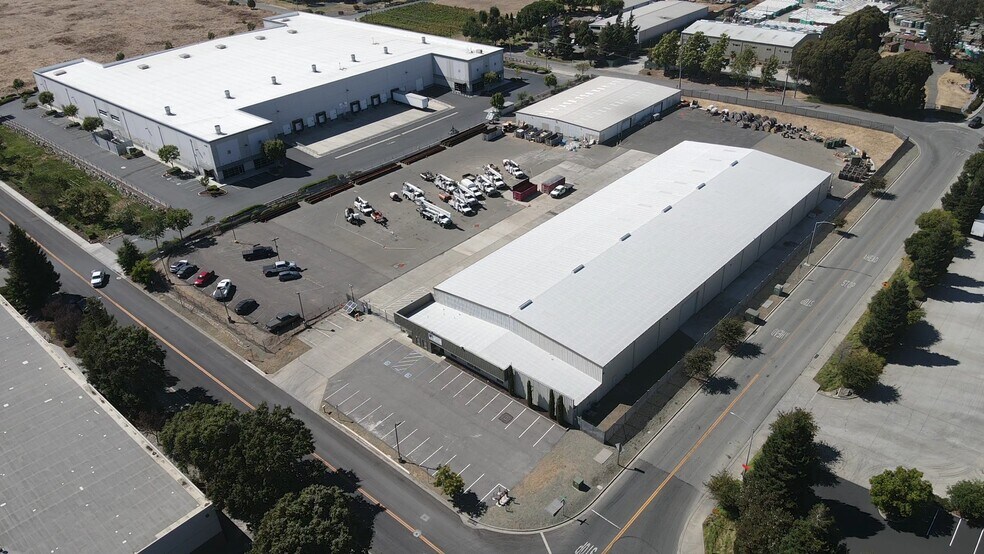 More Photos Of 1111 Green Island Rd, American Canyon Warehouse For Lease