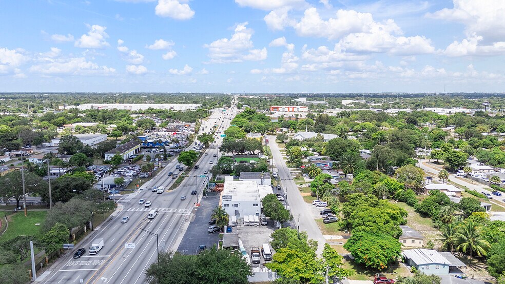 More Photos Of 1535 W Sunrise Blvd, Fort Lauderdale Manufacturing For Sale
