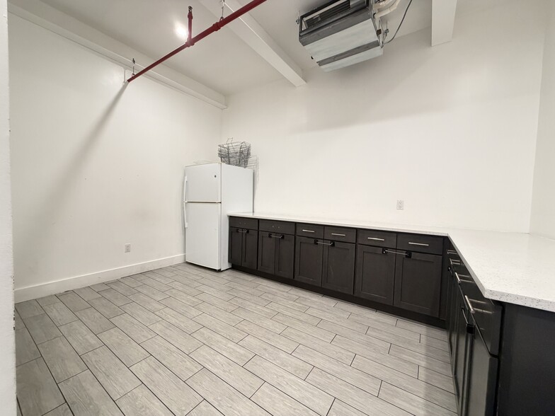 More Photos Of 999 Liberty Ave, Brooklyn Apartments For Lease