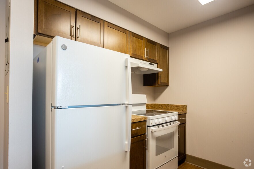 More Photos Of 195 Genesee St, Utica Apartments For Lease