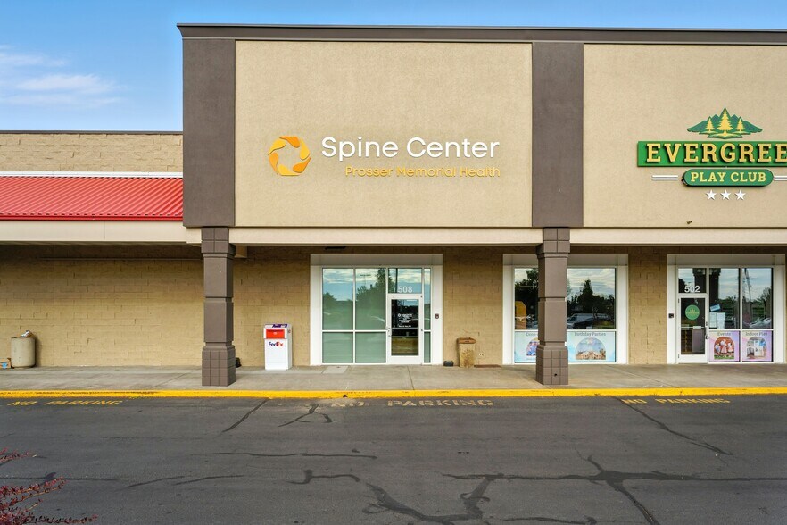 More Photos Of 420 N Wilbur Ave, Walla Walla General Retail For Sale
