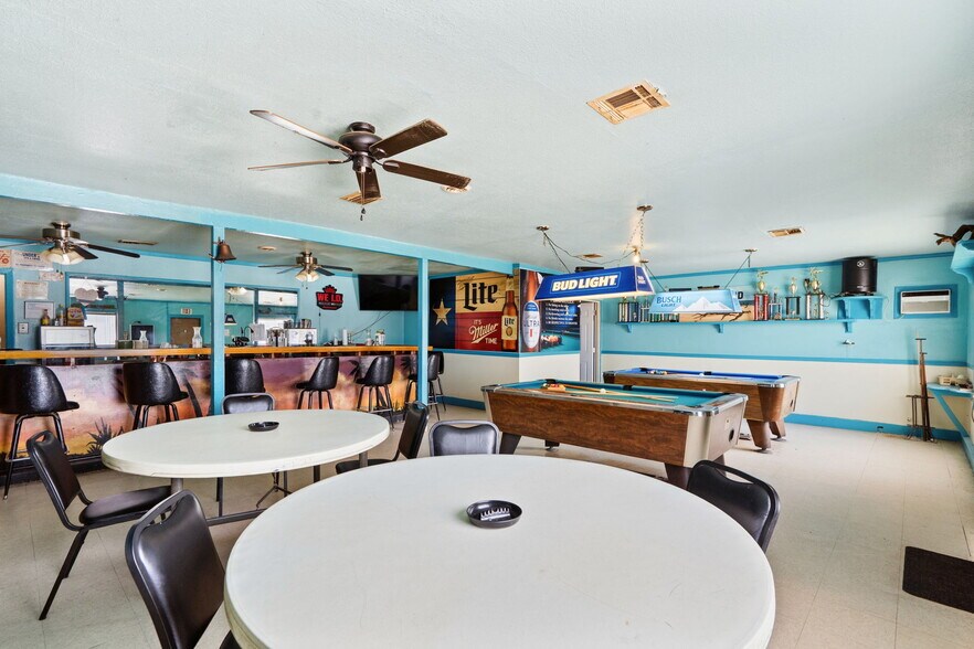 More Photos Of 12605 Highway 6, Santa Fe Bar For Sale