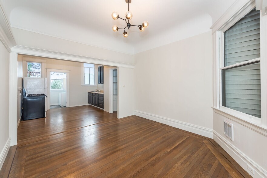 More Photos Of 407-411 Greenwich St, San Francisco Apartments For Sale