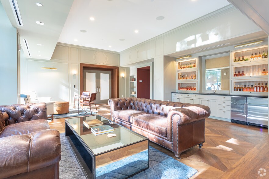 More Photos Of 2101 Wisconsin Ave NW, Washington Apartments For Lease