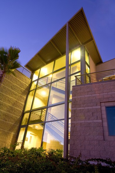 More Photos Of 401 Old Newport Blvd, Newport Beach Medical For Lease