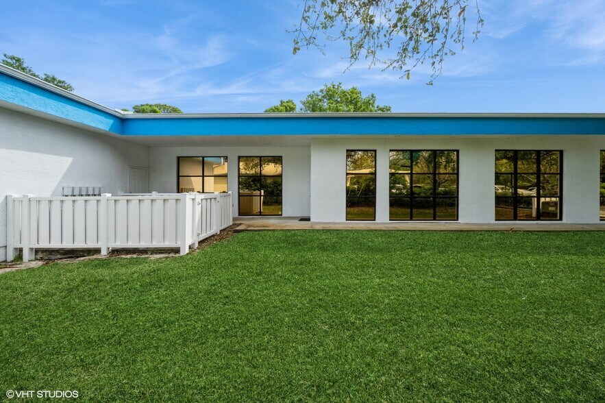 More Photos Of 3333 20th St, Vero Beach Medical For Sale