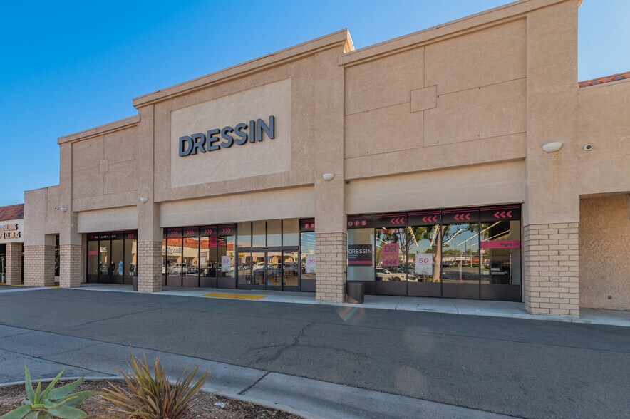 More Photos Of 2450 E Chapman Ave, Fullerton Department Store For Lease