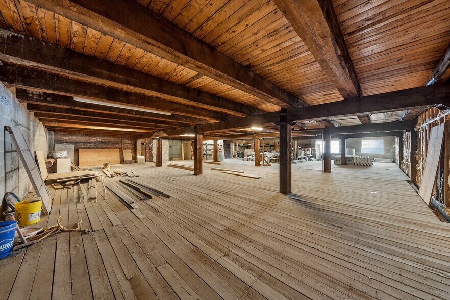 More Photos Of 316 Front St, Medford Specialty For Sale
