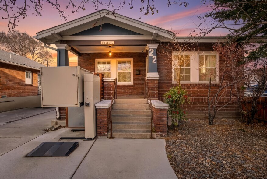 More Photos Of 22 W Taylor St, Reno Office For Sale