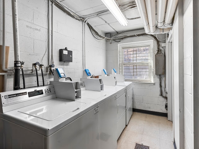 More Photos Of 191 Oak St, Bridgeport Apartments For Sale