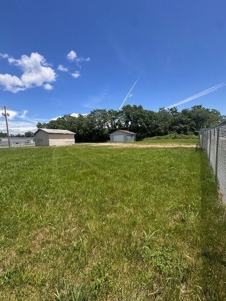 More Photos Of 315 24th St NW, Roanoke Land For Lease