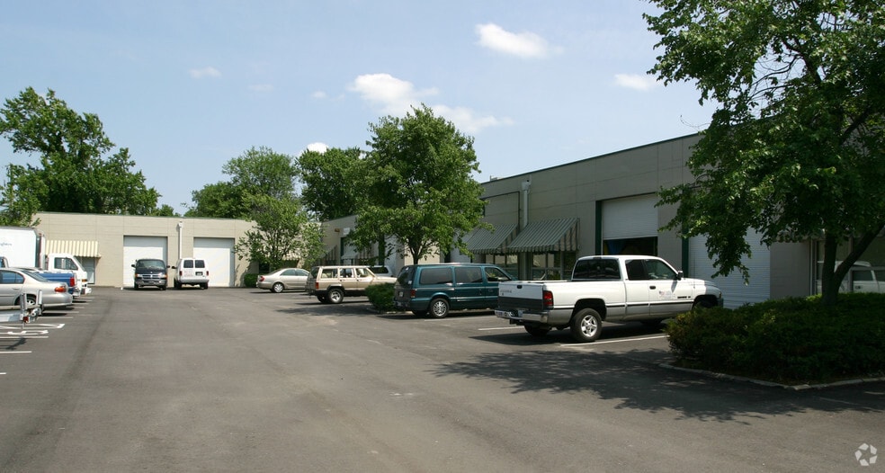 More Photos Of 1311-1329 Redgate Ave, Norfolk Light Manufacturing For Lease