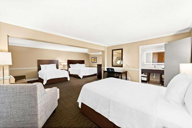 More Photos Of 3120 S Limit Ave, Sedalia Hotel For Sale