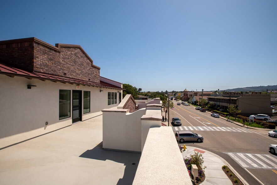 More Photos Of 155 E Clark Ave, Orcutt Office For Sale