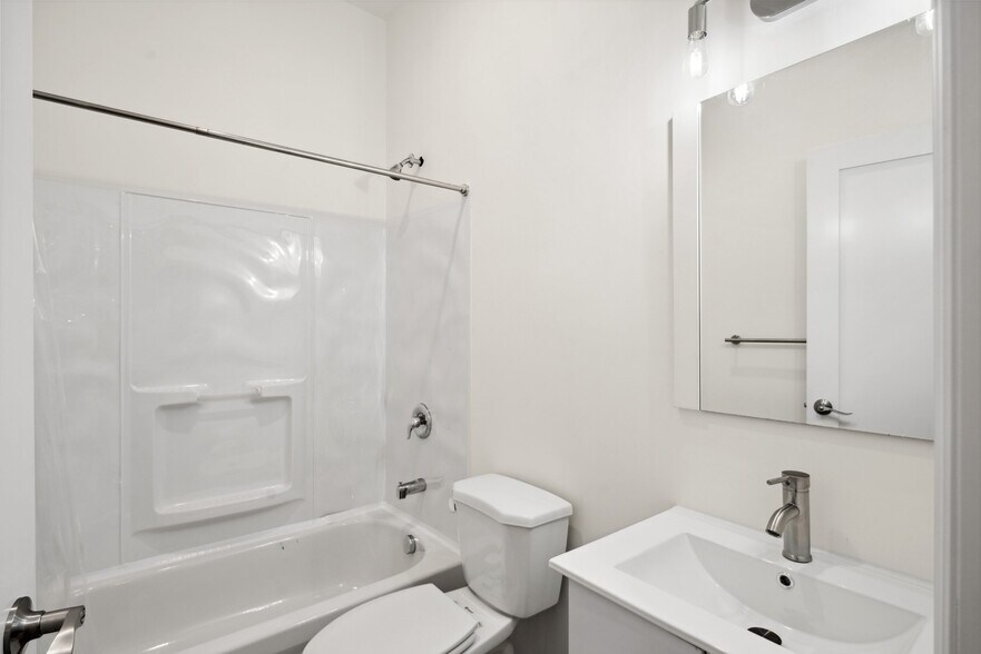 More Photos Of 1534 N 16th St, Philadelphia Apartments For Sale