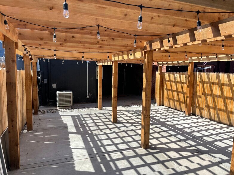 More Photos Of 2852 Welton St, Denver Office For Lease