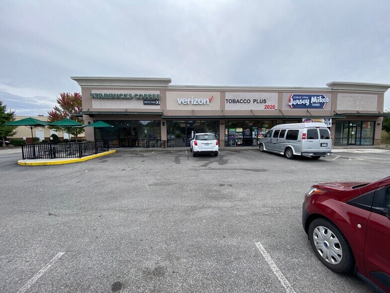 More Photos Of 198 Commonwealth Dr, Wytheville Storefront Retail Office For Lease
