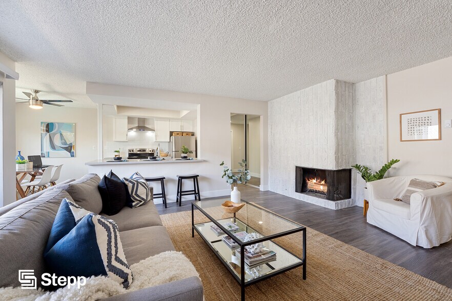 More Photos Of 425 Coronado Ave, Long Beach Apartments For Sale