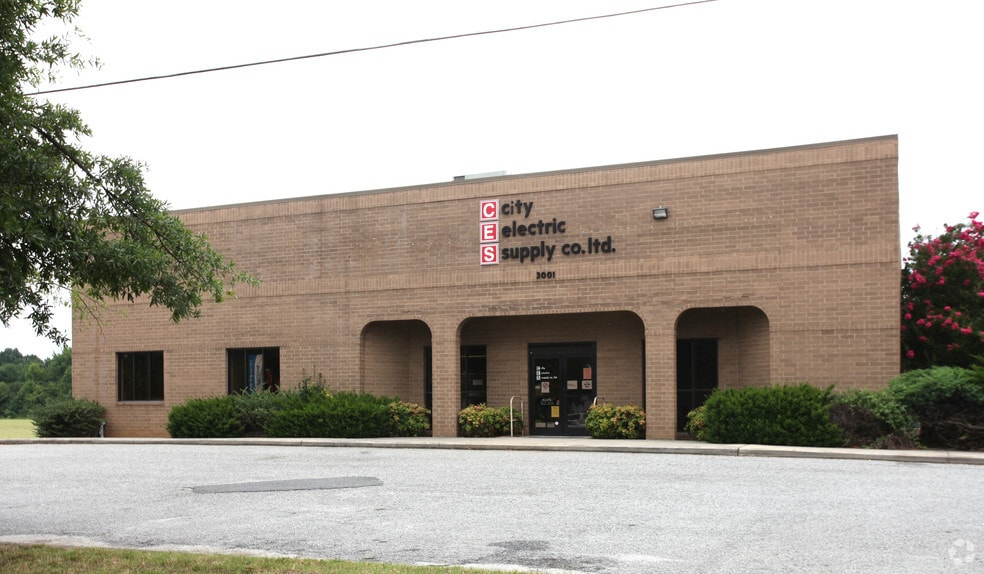 Primary Photo Of 3001 S Elm Eugene St, Greensboro Warehouse For Lease