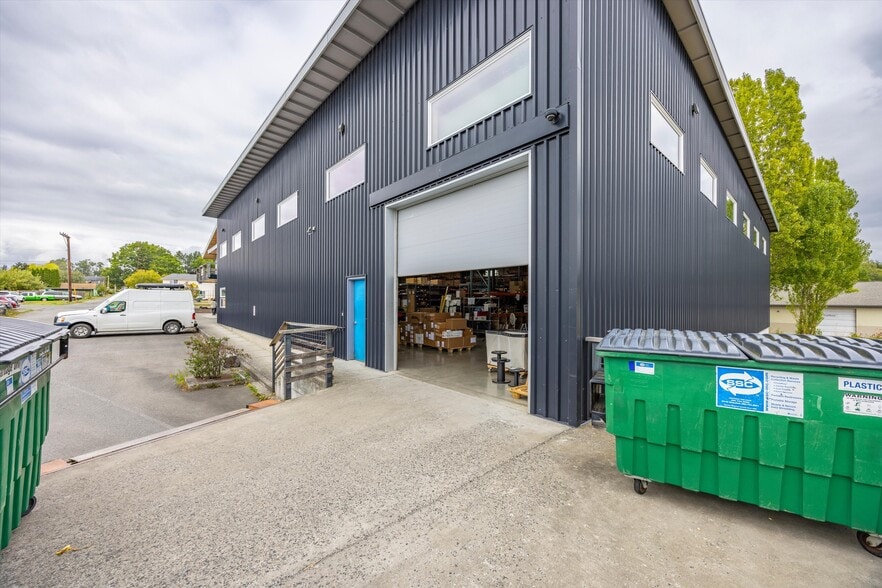 More Photos Of 1600 Carolina St, Bellingham Industrial For Sale