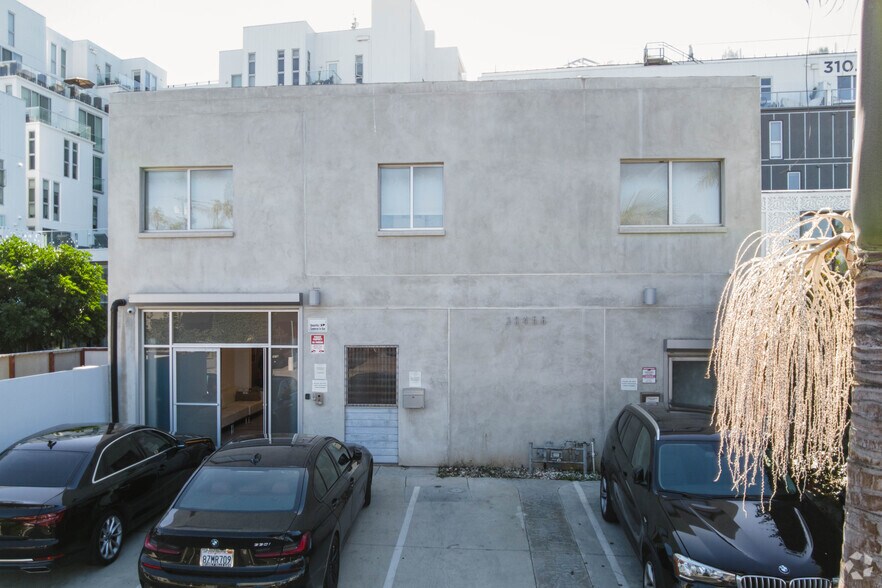 More Photos Of 13456 Beach Ave, Marina Del Rey Loft Creative Space For Sale