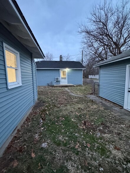 More Photos Of , Indianapolis Specialty For Sale