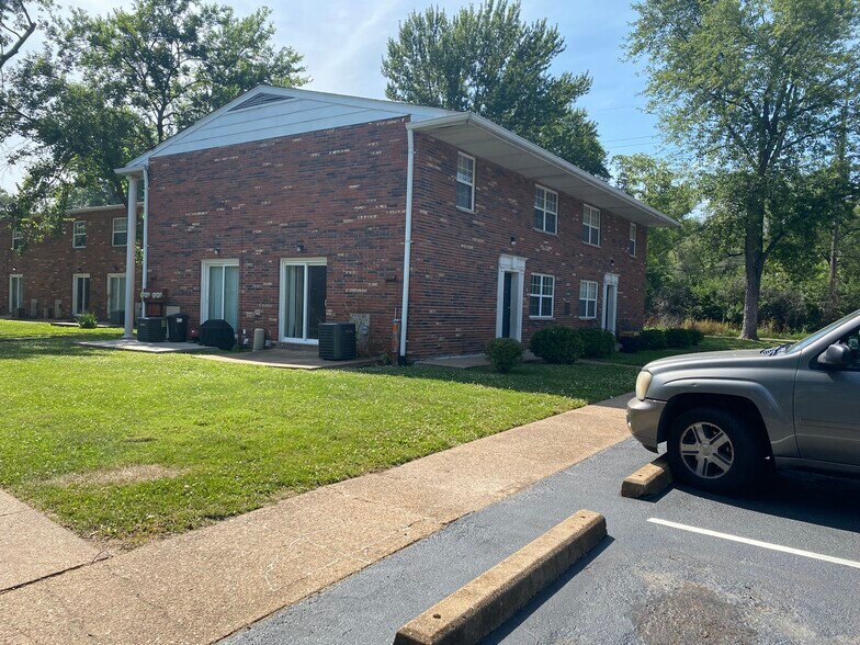 More Photos Of 1624 Northwinds Estates Dr, Saint Louis Apartments For Sale