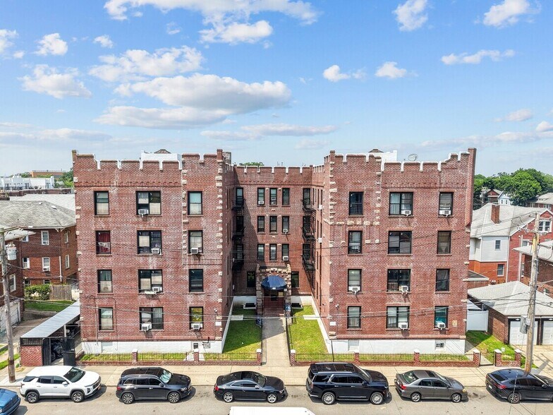 Primary Photo Of 910 Dinsmore Ave, Far Rockaway Apartments For Sale