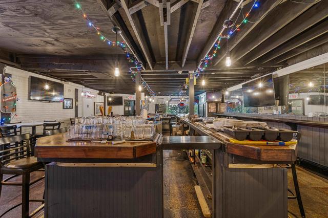 More Photos Of 31 Cottage St, Bayonne Restaurant For Sale