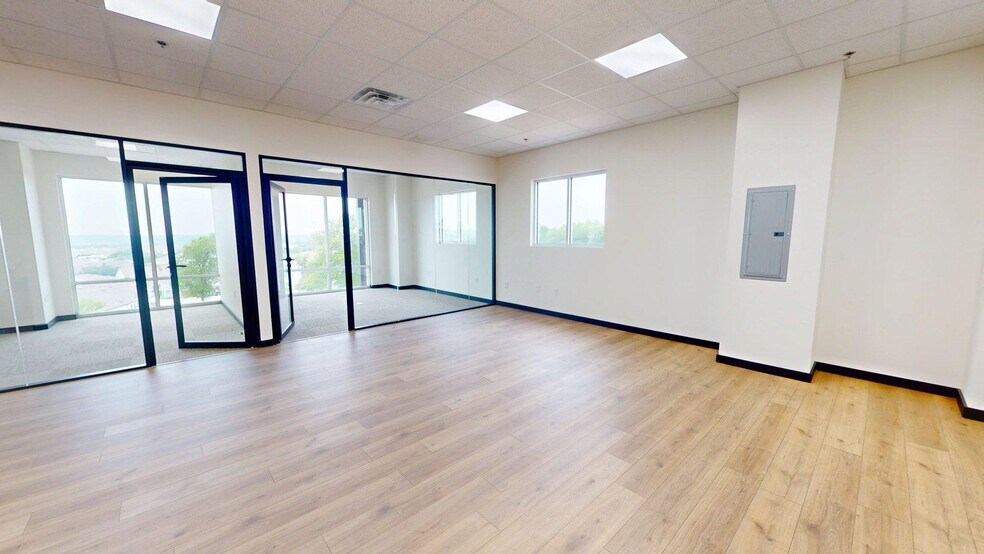 More Photos Of 9025 W State Highway 29, Liberty Hill Storefront Retail Office For Sale