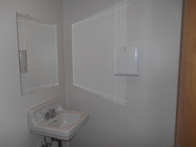 More Photos Of 2401 S Kanawha St, Beckley Medical For Lease