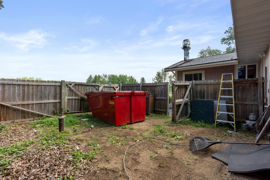 More Photos Of 33350 County Road 3, Crosslake Restaurant For Sale