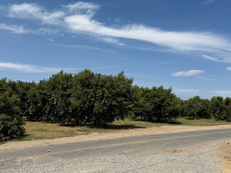 More Photos Of Yosemite Blvd @ Fairland Ave, Modesto Land For Sale