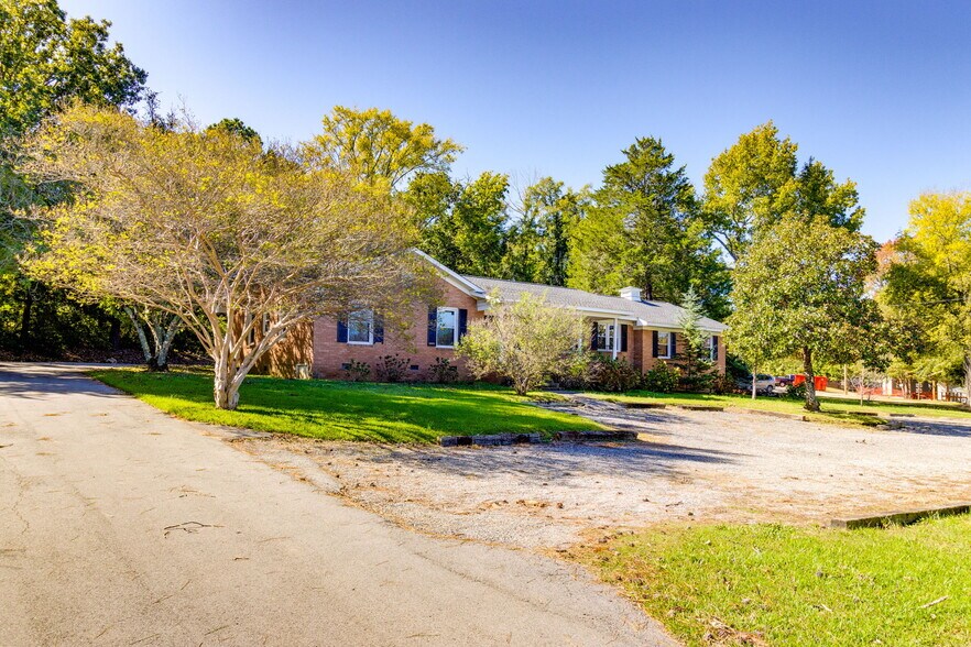 More Photos Of 161 Chapin Rd, Chapin Loft Creative Space For Sale
