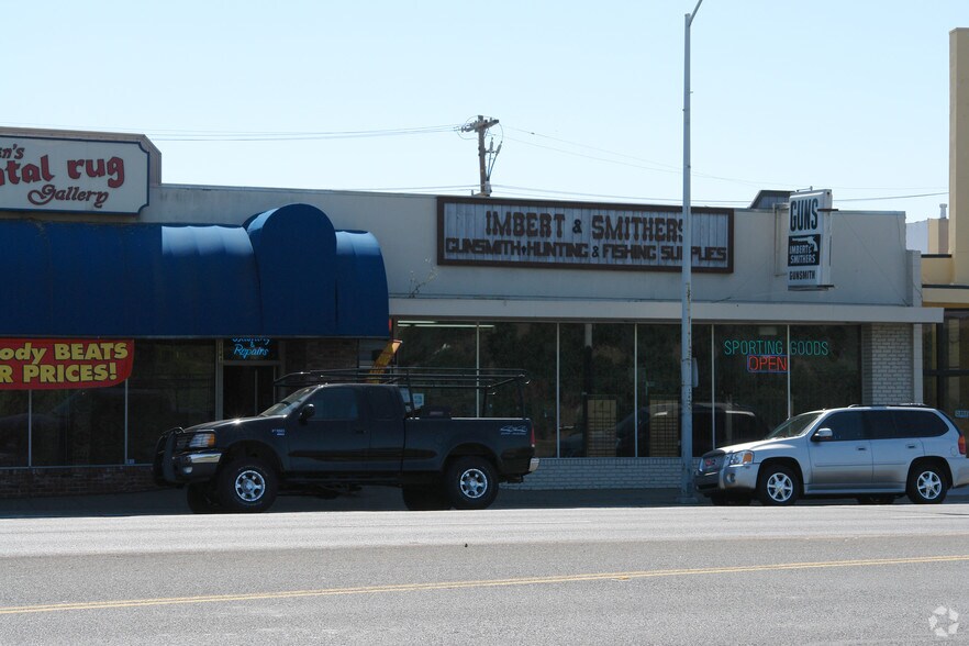 More Photos Of 1148 El Camino Real, San Carlos Storefront For Lease