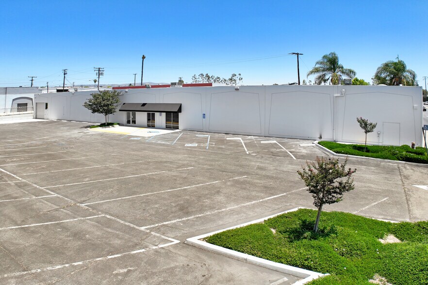 More Photos Of 391 E Imperial Hwy, La Habra Warehouse For Lease